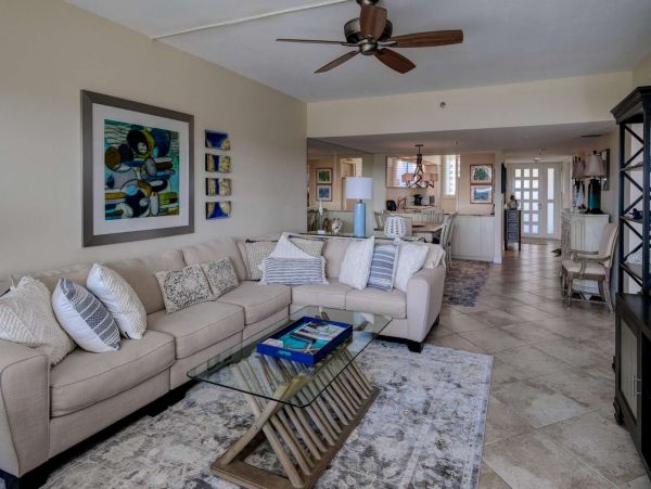 Two Bedroom Vacation Penthouse in Longboat Key