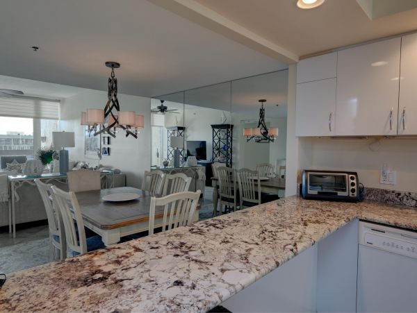 Two Bedroom Vacation Penthouse in Longboat Key
