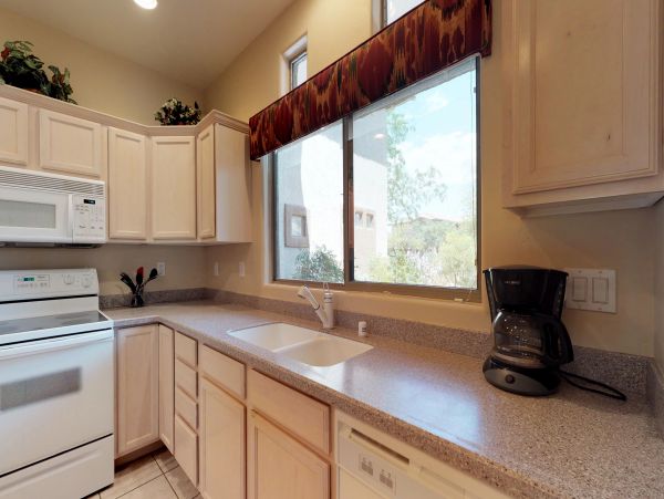 Tucson Home 1025135