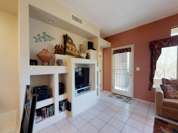 Tucson Home 1025135