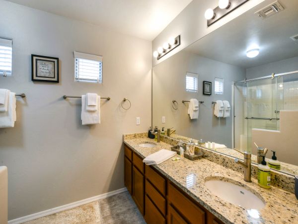 Tucson Home 1025136