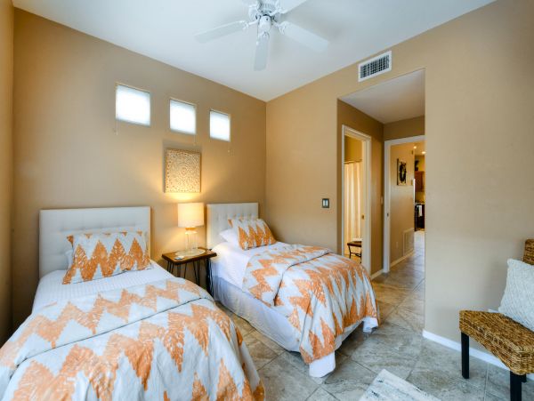 Tucson Home 1025136