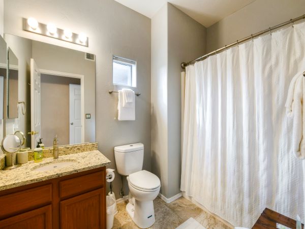 Tucson Home 1025136