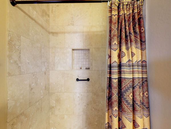 Tucson Home 1025139