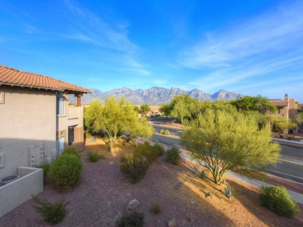 Tucson Home 1025140