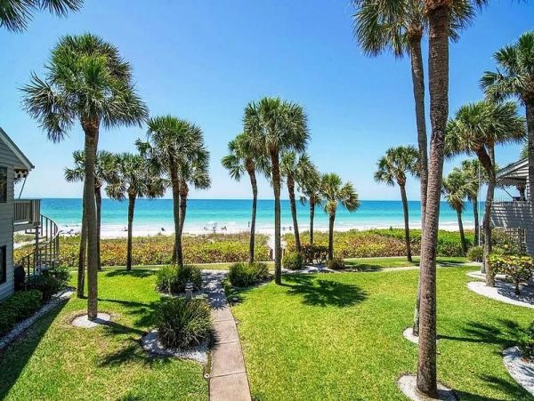 Gulf Views Belleair Vacation Condo Two Bedroom