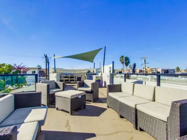 Bayfront Vacation Home in San Diego Steps from Beach