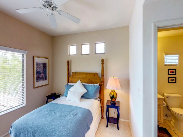 Tucson Home 1025146