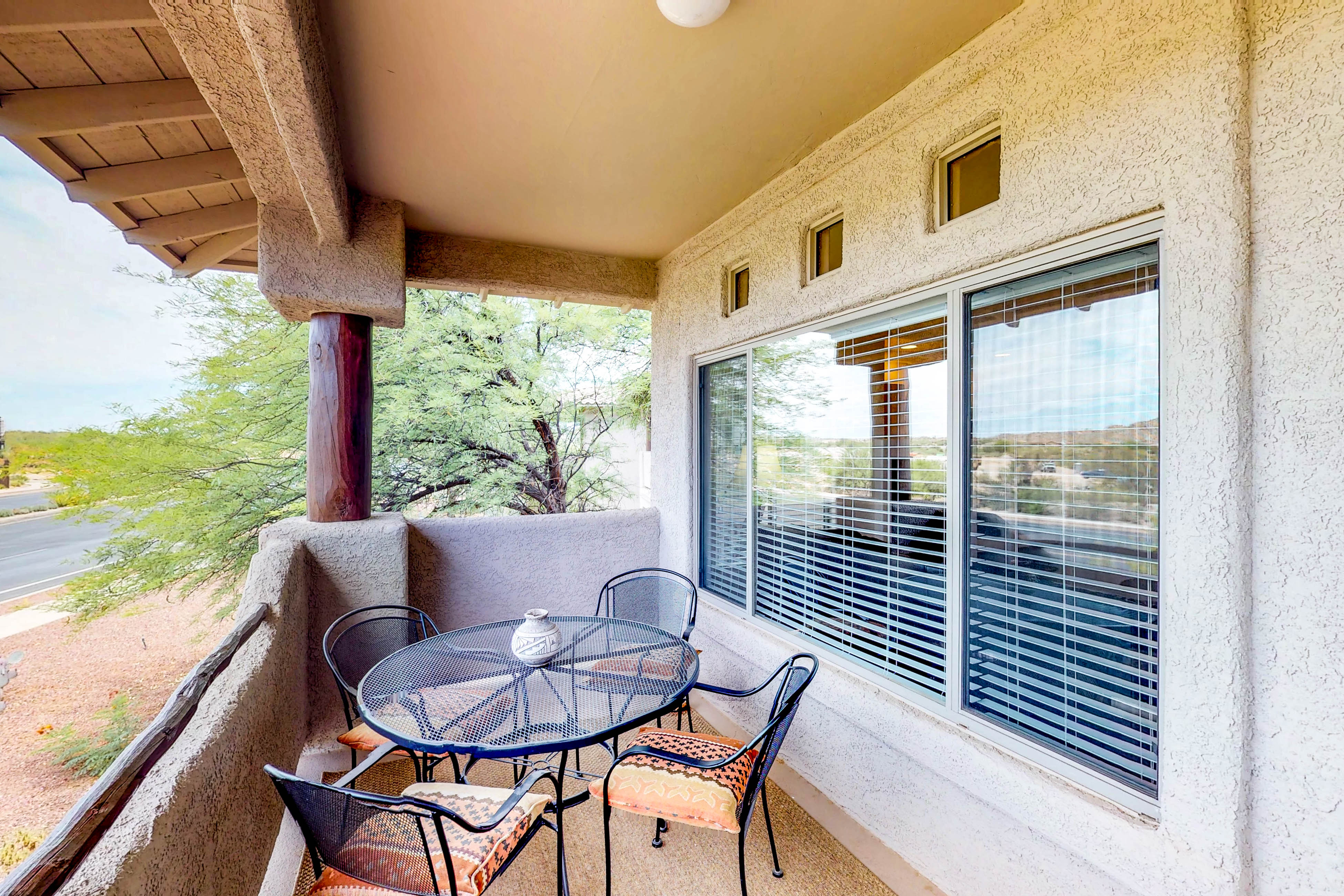 Tucson Home 1025146