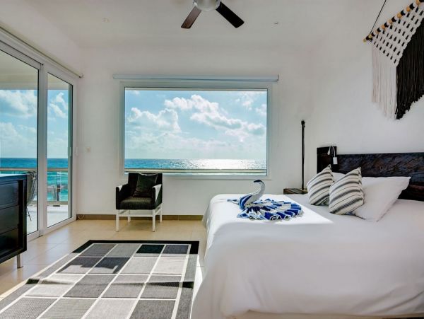 Oceanfront Riviera Maya Vacation Pool Villa Four Bedroom