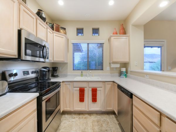 Tucson Home 1025157