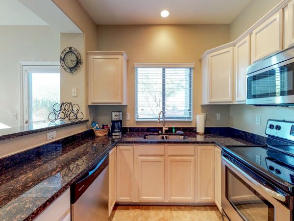 Tucson Home 1025158