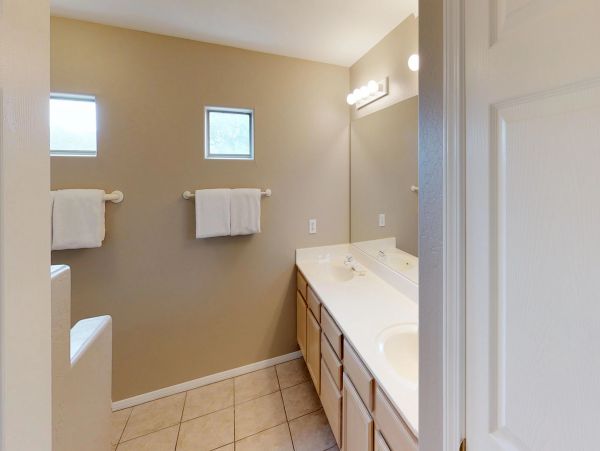 Tucson Home 1025159