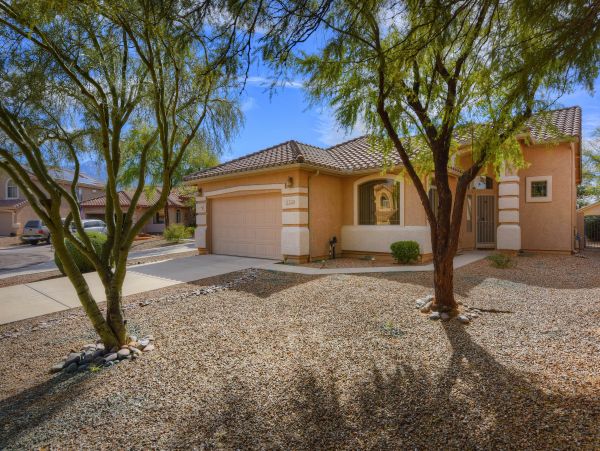 Tucson Home 1025161