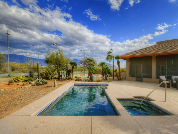 Tucson Home 1025162