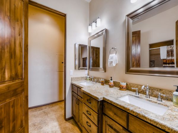 Tucson Home 1025162