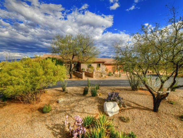 Tucson Home 1025162