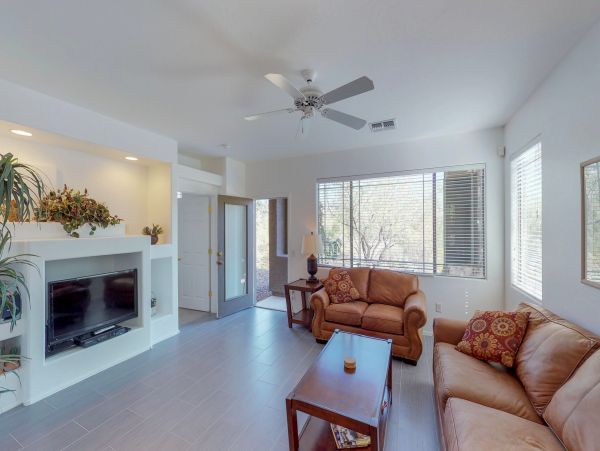 Tucson Home 1025163
