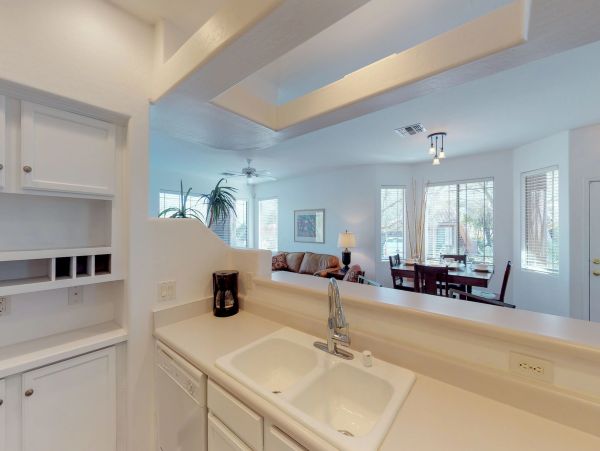 Tucson Home 1025163