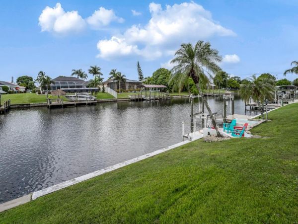 Lovely 3 Bedroom Home in Cape Coral with Pool & Dock