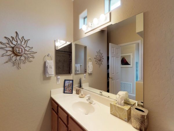 Tucson Home 1025168