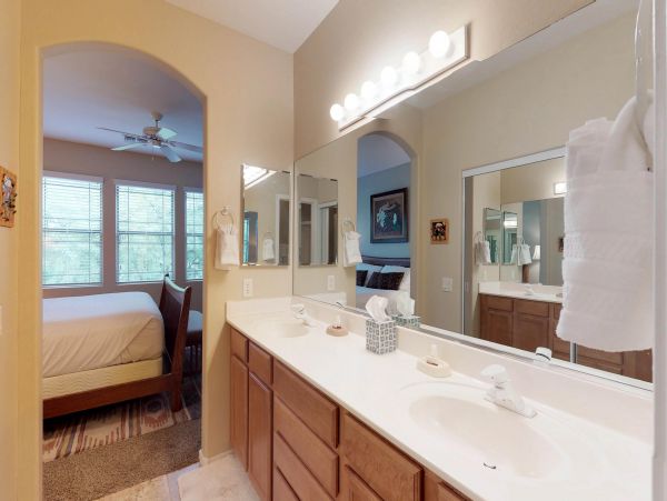 Tucson Home 1025168