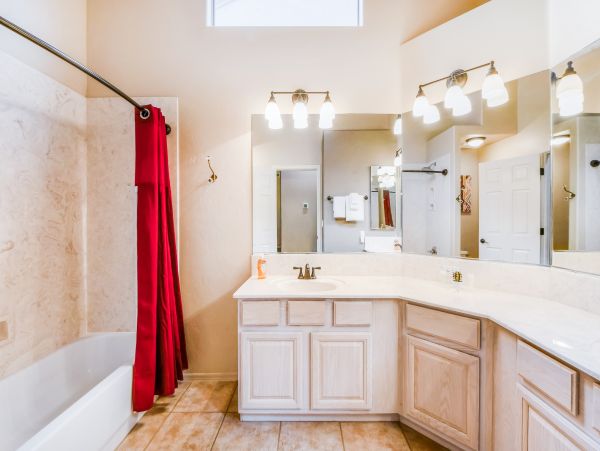 Tucson Home 1025169