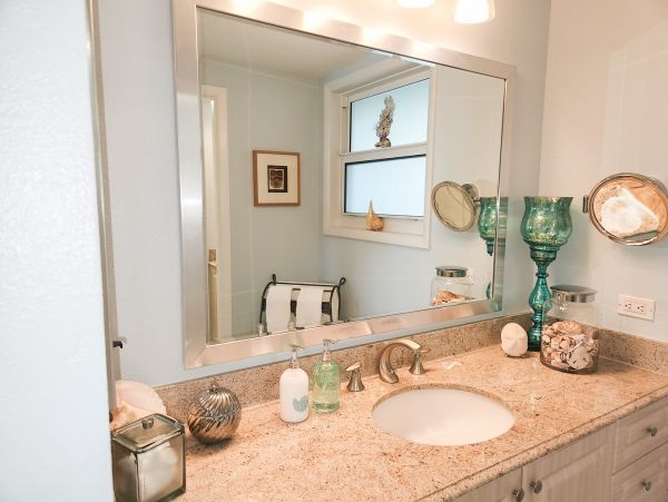Longboat 1 bedroom with Lagoon Views Sleeps 4