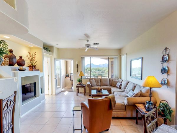 Tucson Home 1025171