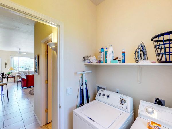 Tucson Home 1025171