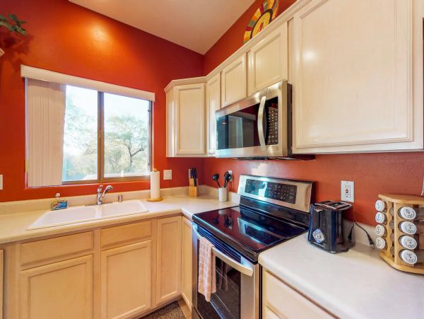 Tucson Home 1025176