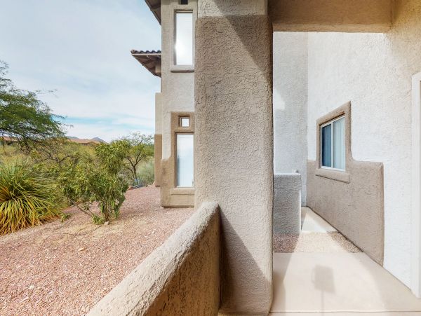 Tucson Home 1025176