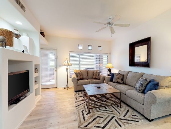 Tucson Home 1025177