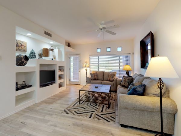Tucson Home 1025177