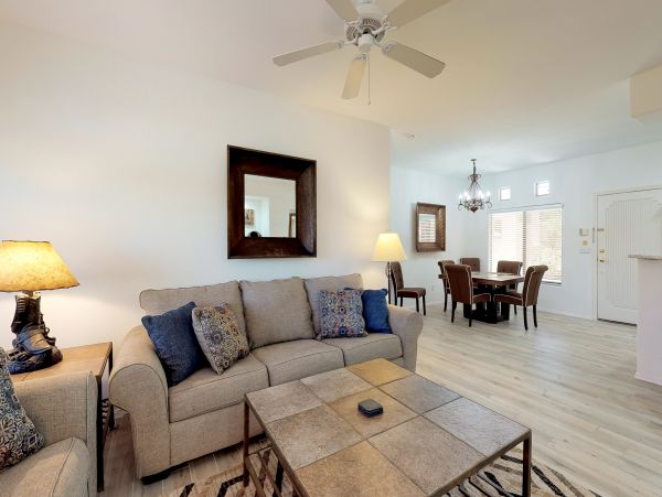 Tucson Home 1025177
