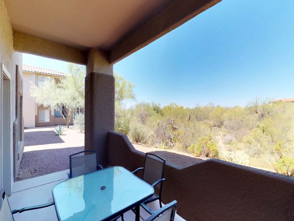 Tucson Home 1025177