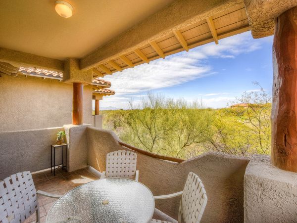 Tucson Home 1025178