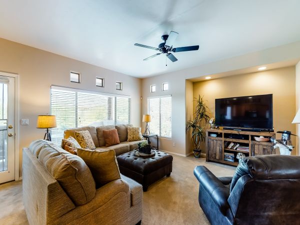 Tucson Home 1025178
