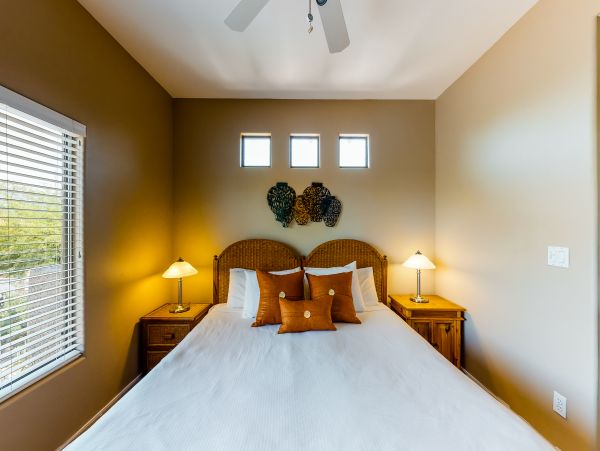 Tucson Home 1025178