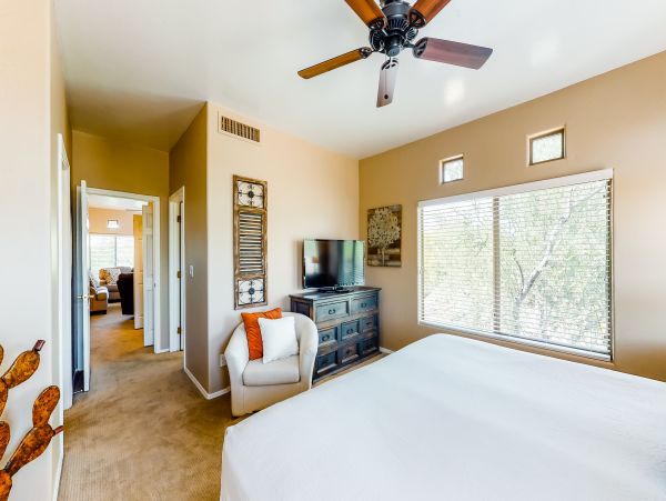 Tucson Home 1025178