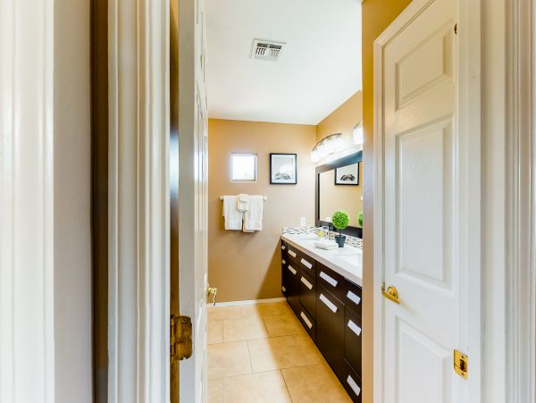 Tucson Home 1025178