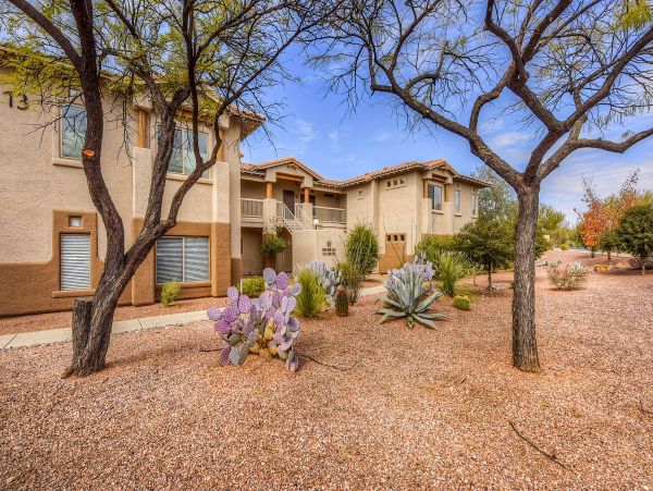 Tucson Home 1025178