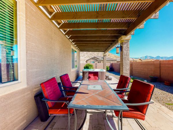 Tucson Home 1025179