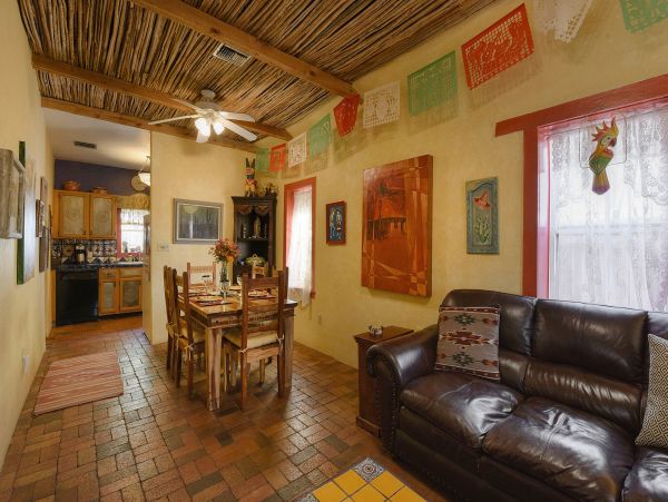 Tucson Home 1025180
