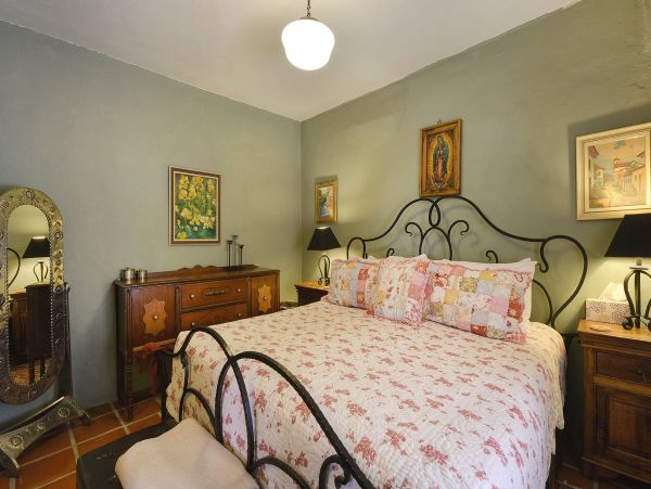 Tucson Home 1025180