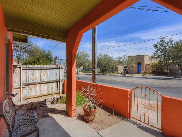 Tucson Home 1025180