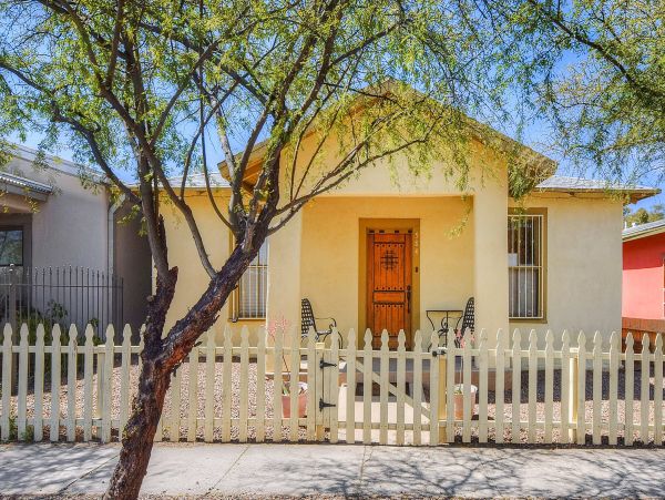 Tucson Home 1025181