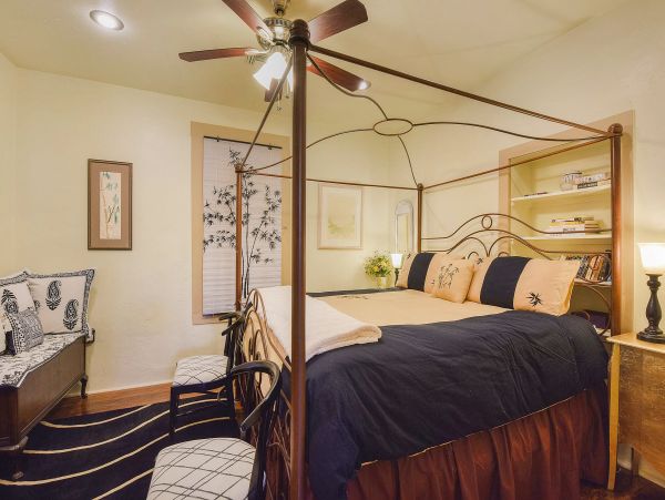 Tucson Home 1025181