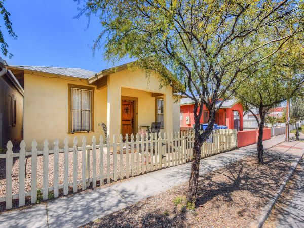 Tucson Home 1025181