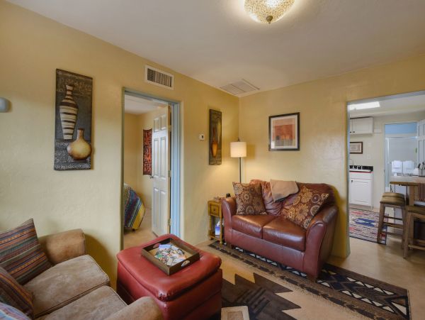 Tucson Home 1025182